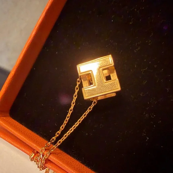 Authentic Cage d'h Hermes Pendant Necklace - Picture 5 of 10